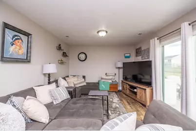 463 W 2125 N, Harrisville, UT 84414 - Photo 14