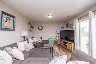 463 W 2125 N, Harrisville, UT 84414 - Photo 14