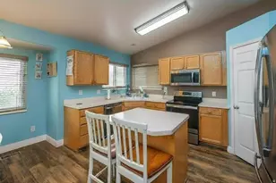 463 W 2125 N, Harrisville, UT 84414 - Photo 4