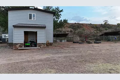 426 W 2500 S, Roosevelt, UT 84066 - Photo 36