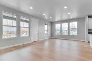 11339 S Offshore Wy, South Jordan, UT 84009 - Photo 8