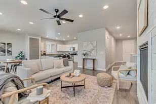9553 S Alane Hollow Rd W, West Jordan, UT 84081 - Photo 2
