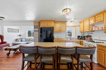 934 N 400 E, Lehi, UT 84043 - Photo 10