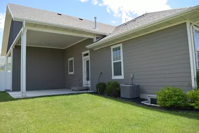 601 E Glenpoint Ct, Stansbury Park, UT 84074 - Photo 4