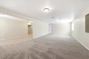 319 N 330 E, Orem, UT 84057 - Photo 30