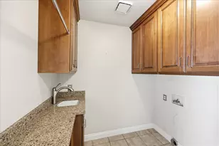 319 N 330 E, Orem, UT 84057 - Photo 14