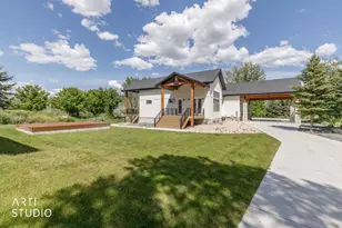1188 S Old Trappers Loop Rd, Huntsville, UT 84317 - Photo 4