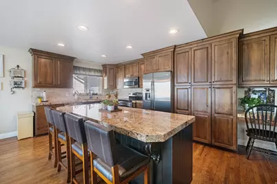 1508 W Brigadoon Park Dr, West Jordan, UT 84088 - Photo 4