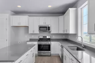 6797 N Desert Crk, Eagle Mountain, UT 84005 - Photo 10