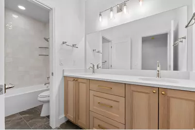461 W Summit Ln, Kaysville, UT 84037 - Photo 28