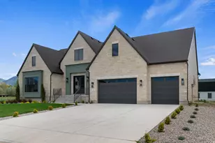 461 W Smt Ln, Kaysville, UT 84037 - Photo 2