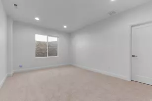 461 W Smt Ln, Kaysville, UT 84037 - Photo 26