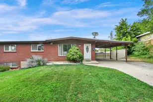 447 E 550 S, Bountiful, UT 84010 - Photo 2