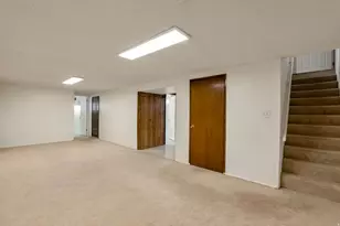 447 E 550 S, Bountiful, UT 84010 - Photo 22