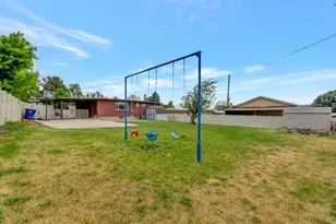 447 E 550 S, Bountiful, UT 84010 - Photo 24