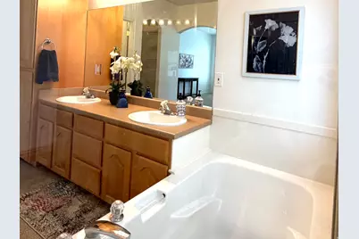 4602 S Hathaway Dr E, Roy, UT 84067 - Photo 28