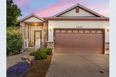 4602 S Hathaway Dr E, Roy, UT 84067 - Photo 2