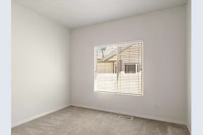 4602 S Hathaway Dr E, Roy, UT 84067 - Photo 26