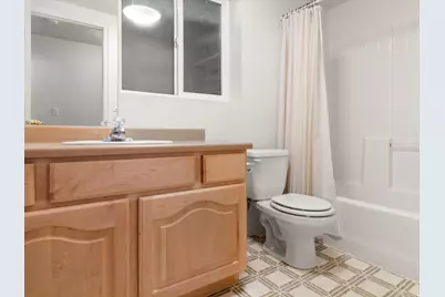 4602 S Hathaway Dr E, Roy, UT 84067 - Photo 34