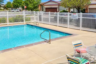 4602 S Hathaway Dr E, Roy, UT 84067 - Photo 52