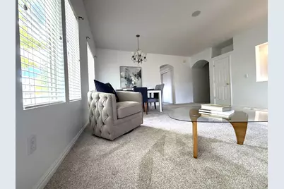 4602 S Hathaway Dr E, Roy, UT 84067 - Photo 8