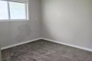 953 E 2850 S, Naples, UT 84078 - Photo 10