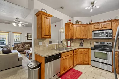 224 S 550 W #B2, Springville, UT 84663 - Photo 10