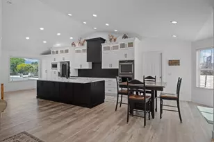 4615 W Aire Dr S, West Jordan, UT 84088 - Photo 10