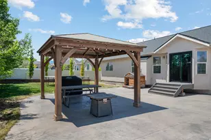 4615 W Aire Dr S, West Jordan, UT 84088 - Photo 30