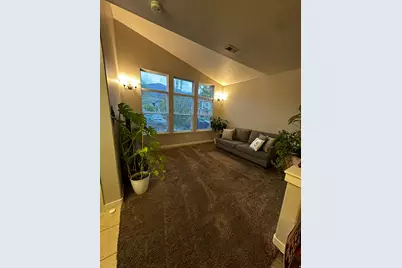 1105 N Stillwater Dr, Farmington, UT 84025 - Photo 2