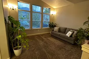1105 N Stillwater Dr, Farmington, UT 84025 - Photo 2