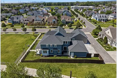 2069 W Orchard Harvest Dr, Kaysville, UT 84037 - Photo 4