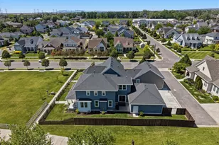 2069 W Orchard Harvest Dr, Kaysville, UT 84037 - Photo 4