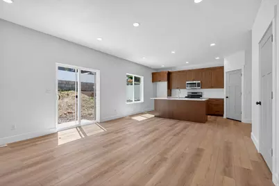 99 S 940 #55 E, Santaquin, UT 84655 - Photo 12