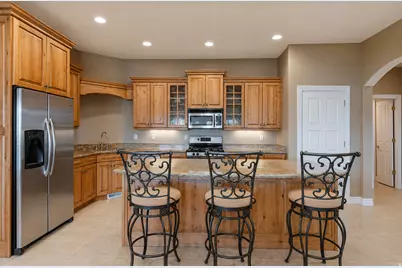 9862 S Granite Slope Dr, Sandy, UT 84092 - Photo 54