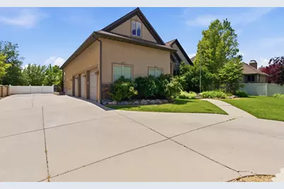 6017 W Heritage Hill Dr S, Herriman, UT 84096 - Photo 4