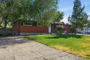 6493 W 3500 S, West Valley, UT 84128 - Photo 2