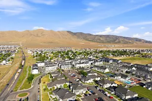 1792 E Skyline Dr, Eagle Mountain, UT 84005 - Photo 40