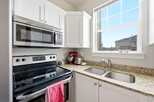 1792 E Skyline Dr, Eagle Mountain, UT 84005 - Photo 16