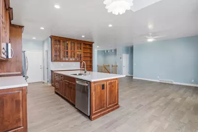 1092 W Tithing Hill Pl S, Riverton, UT 84065 - Photo 8