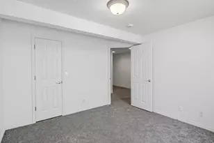 1092 W Tithing Hill Pl S, Riverton, UT 84065 - Photo 28