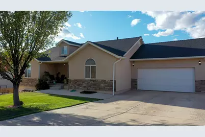 1797 E Sunset Rd, Enoch, UT 84721 - Photo 2