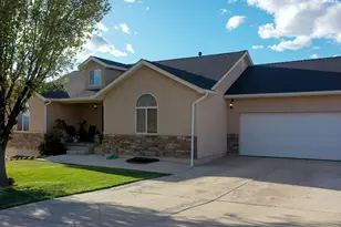 1797 E Sunset Rd, Enoch, UT 84721 - Photo 2