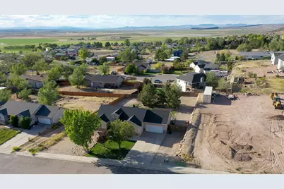 1797 E Sunset Rd, Enoch, UT 84721 - Photo 66