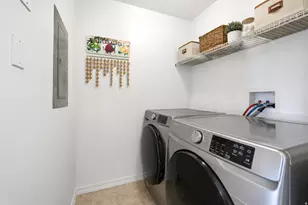 569 E 1540 S, Lehi, UT 84043 - Photo 10