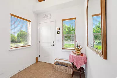569 E 1540 S, Lehi, UT 84043 - Photo 4
