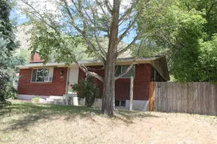 346 N 800 E, Springville, UT 84663 - Photo 2