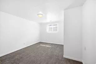 2141 W 7125 S, West Jordan, UT 84084 - Photo 22
