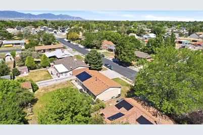 2141 W 7125 S, West Jordan, UT 84084 - Photo 28