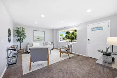 2141 W 7125 S, West Jordan, UT 84084 - Photo 8